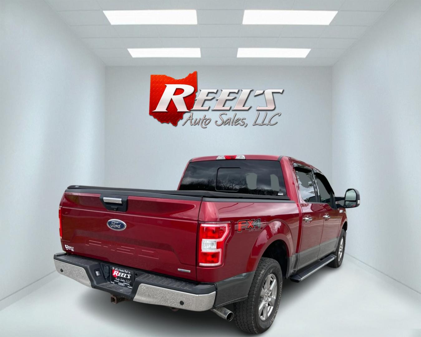 2018 Red /Gray Ford F-150 XLT SuperCrew 5.5-ft. Bed 4WD (1FTEW1EP7JF) with an 2.7L V6 DOHC 24V TWIN TURBO engine, 10 Speed Auto transmission, located at 11115 Chardon Rd. , Chardon, OH, 44024, (440) 214-9705, 41.580246, -81.241943 - Photo#8